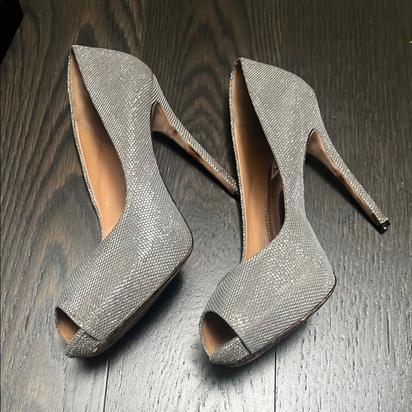 Badgley Mischka Women's Silver Peep-Toe Heels - DRAMA - Picture 4 of 10